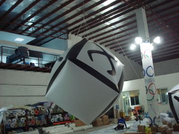 Impresión completa de Digitaces del cubo del globo inflable grande de la publicidad para la decoración del partido